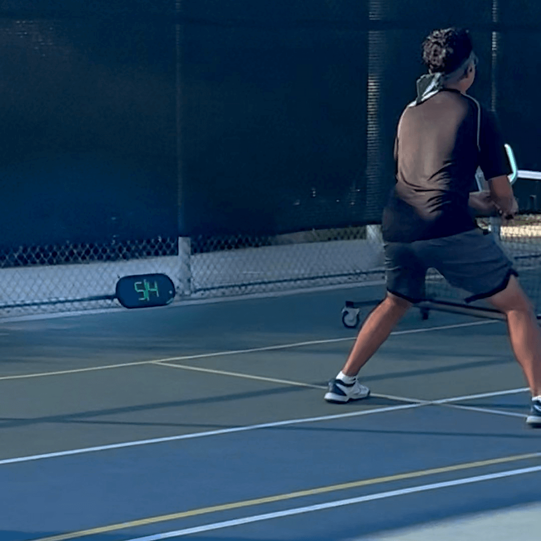Dropshot Electronic Pickleball Scoreboard | Bluetooth, Apple Watch & Remote | 60hr Battery